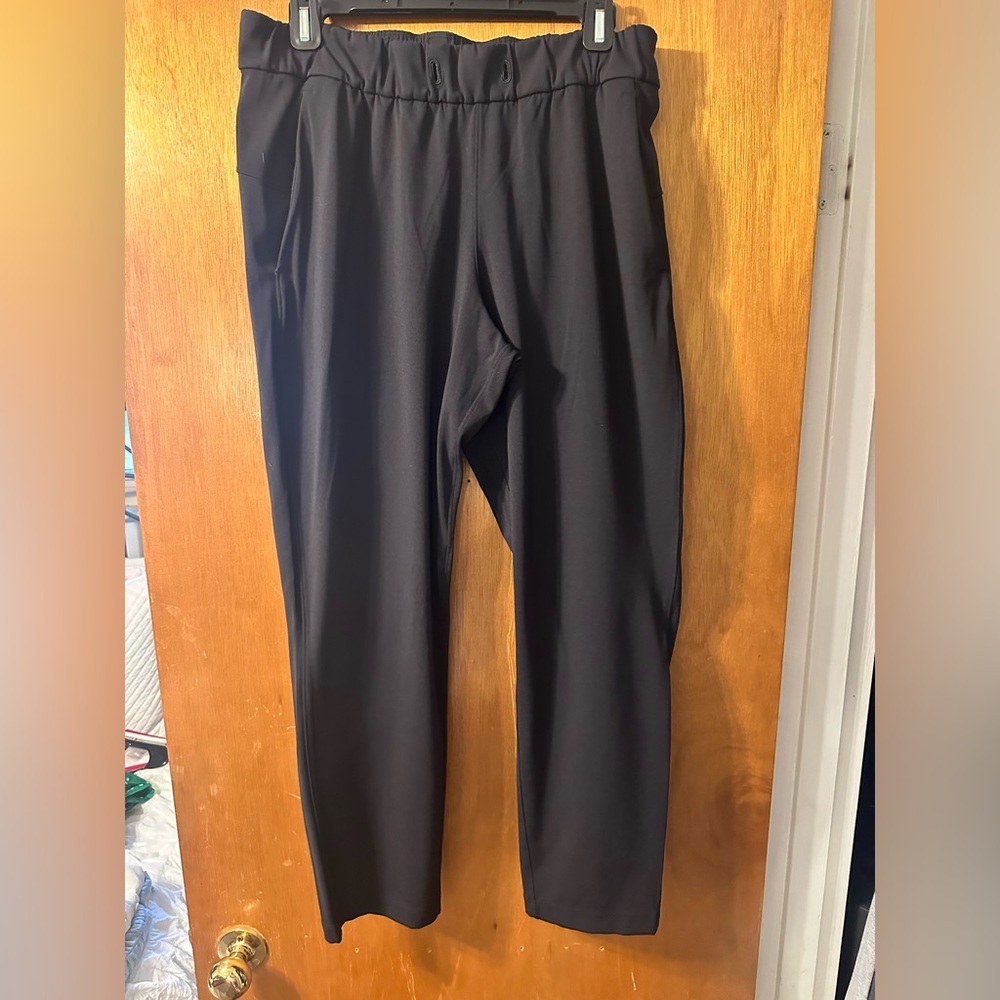 Women’s Lululemon ankle pant